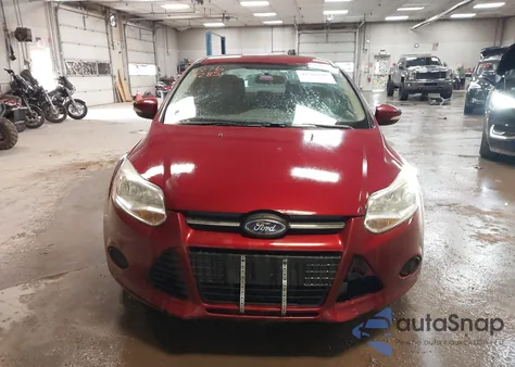 2013 Ford Focus Se z USA, uszkodzony, nr VIN 1FADP3F21DL344695